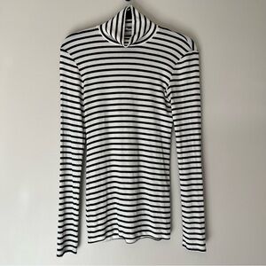 Aritzia Wilfred Striped Turtleneck Top Small Black White Long Sleeve Minimalist
